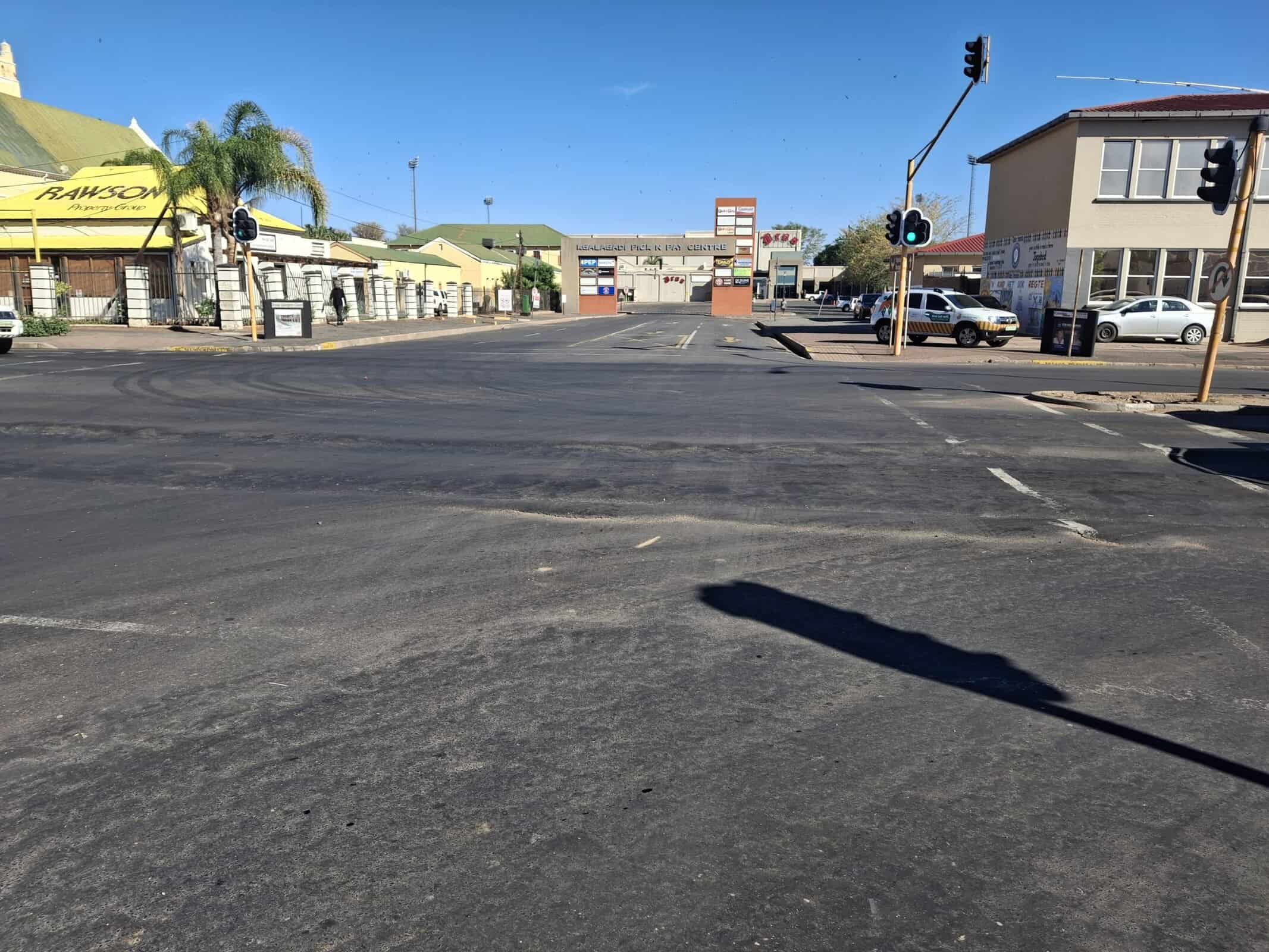 Upington beskadigde pad