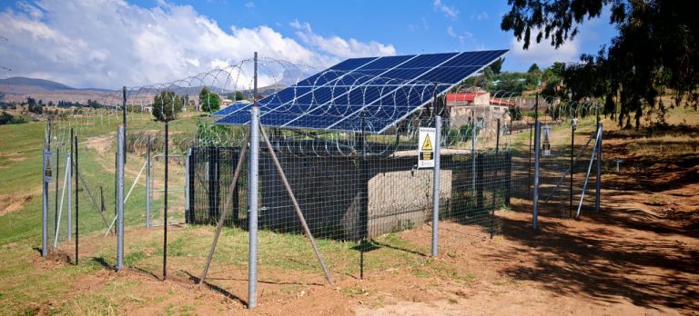 Bolekane bo etsang nalane ho netefatseng phepelo e ea metsi e tšepahalang ea masimongoana a moreho, Liofising tsa Lekhotla la Setso, le lithong tsa baahi