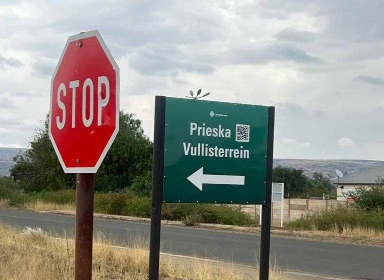 AfriForum help Prieska-vullisterrein se beeld te poets